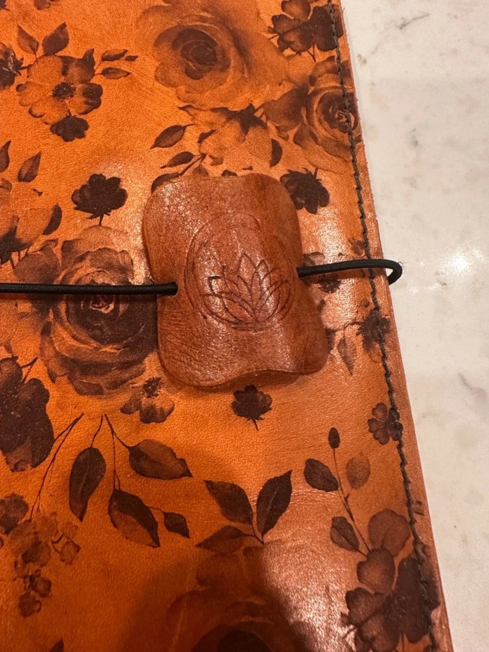 Hobonichi weeks leather cover